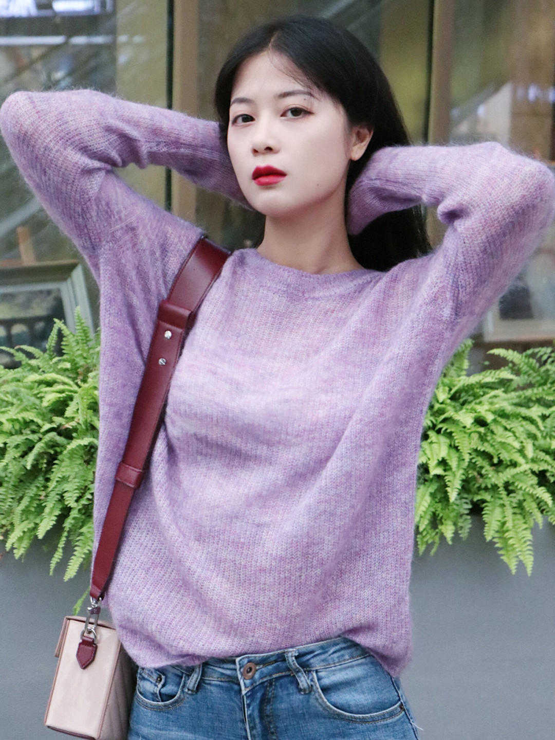 上衣|秋天牛仔裤怎样搭配?这几款上衣更时髦,又耐看