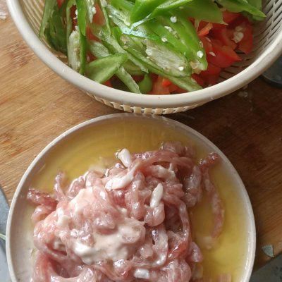 辣椒炒肉丝一上桌，老人宝宝全都笑