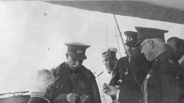 下场|唯一建国后改姓的国家,改姓后两代国王下场凄惨到了极点