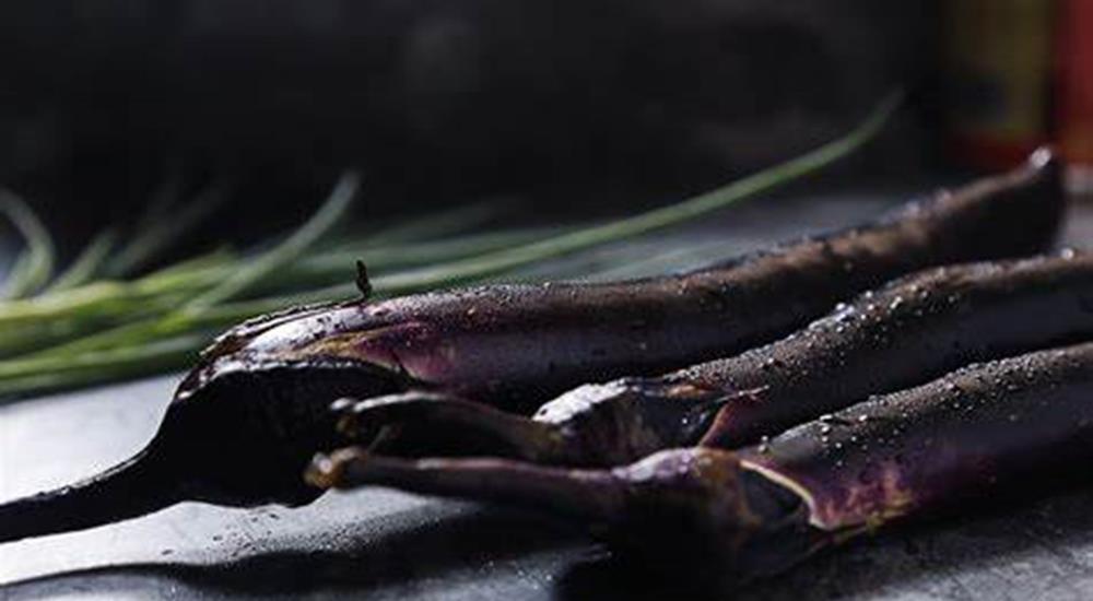 食用盐|夏天要多吃茄子，教你一个新吃法，好吃不腻，一周做6次也不够