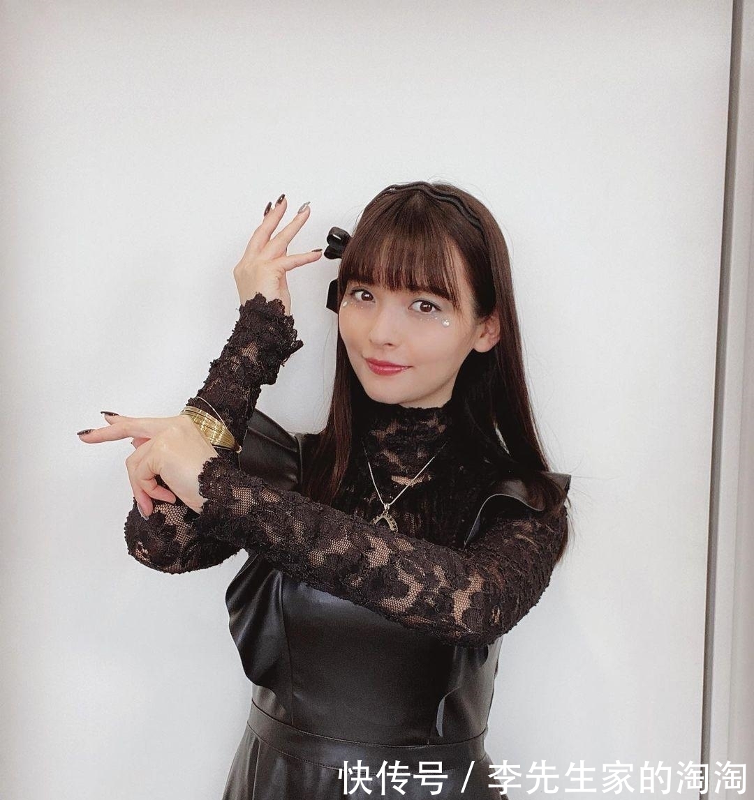 卡尔蜜拉|特利迦奥特曼:卡尔蜜拉与上坂堇官方剧照 高跟鞋配黑裙子太完美