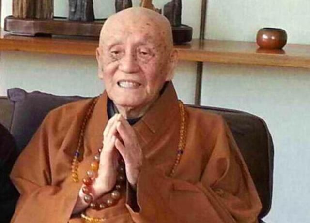 一位老僧说:当你落魄了,连亲人都“瞧不起”你,请牢记这三句话