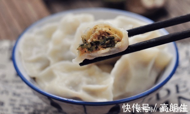 59岁老师傅说调饺子馅时，有2种料不可缺少，少一种饺子都难吃