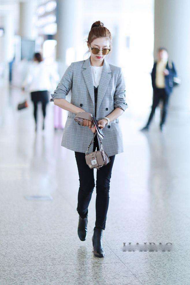 搭加|紧身裤穿起来还真挺美,青春洋溢,为穿搭加分,显身材显“肥臀”