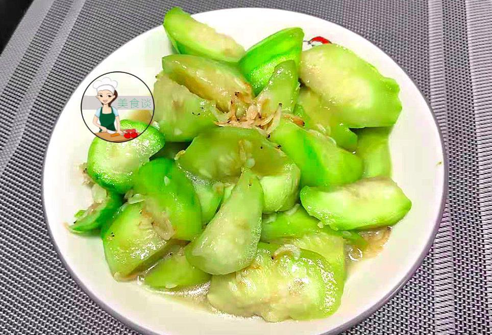 虾皮|热天,丝瓜和此是绝配,不放肉也很鲜,清甜消暑,大人孩子都爱吃