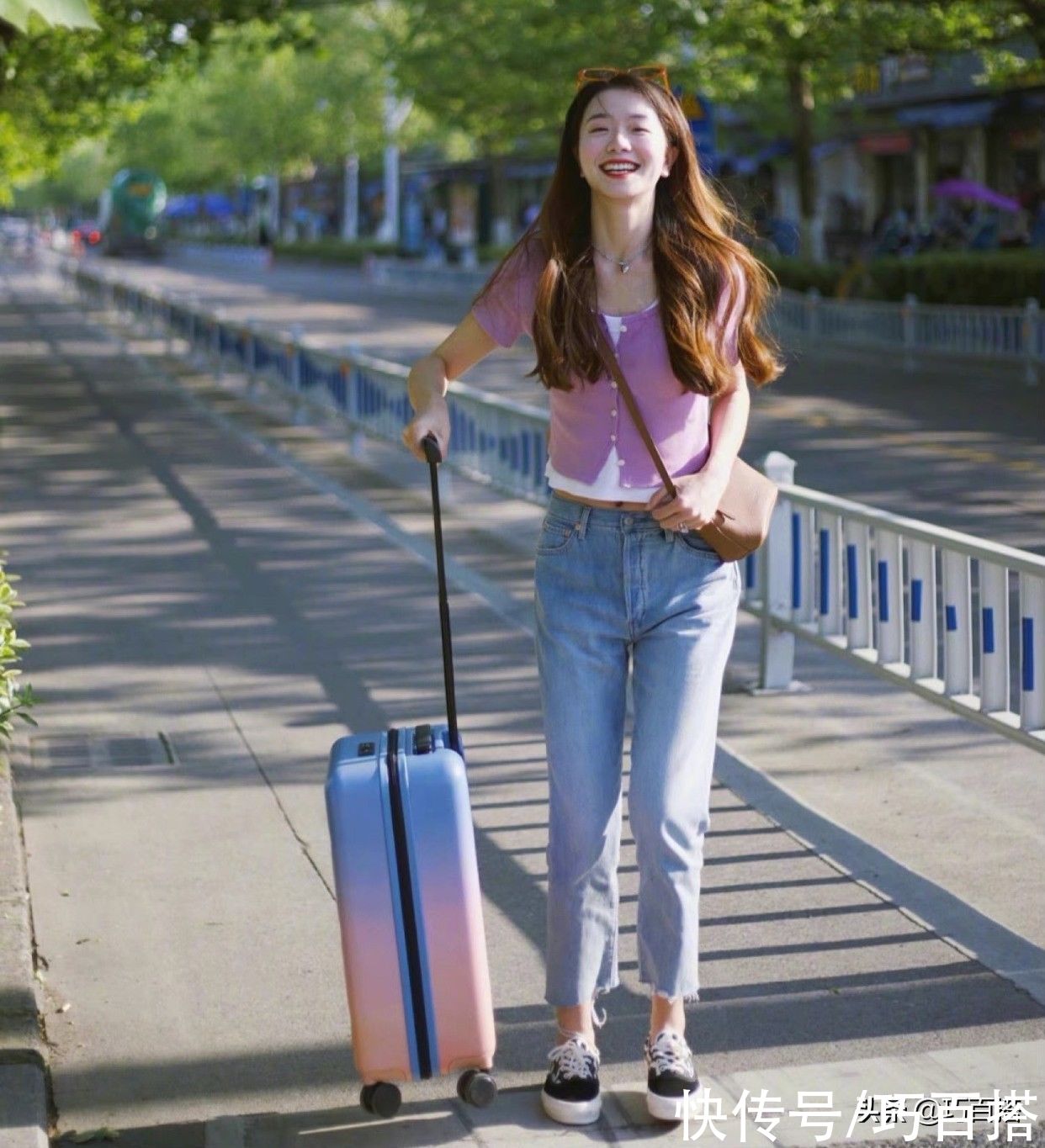 西装裤|夏季可以“闭眼入”的实用搭配，能够摆脱单调，穿上还能时髦