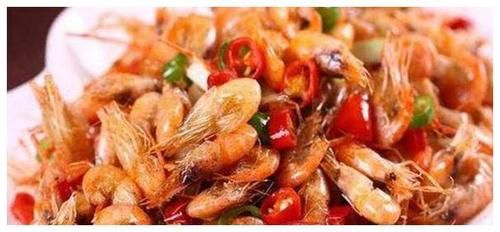 美食推荐：川味红烧鸭，油爆河虾，干锅肥肠，麻辣耳丝的做法