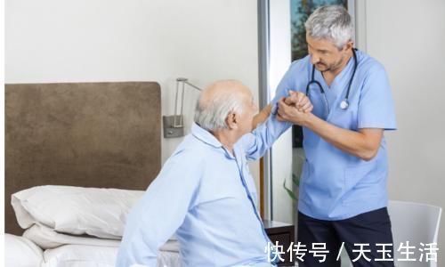 中老年人|經常頭暈，除了與血壓、腦供血不足有關，還可能暗示著這些疾病