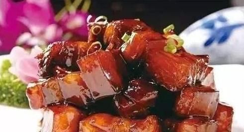 经期|女生在生理期内,“3物”饿死也别吃,不注意可能会“提前闭经”