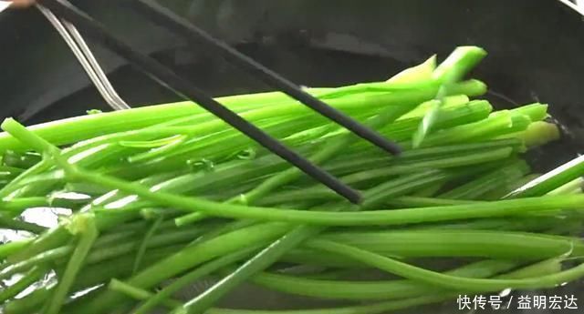 3种蔬菜2种面,教你做营养菜窝头,不揉面不发面,吃着真过瘾