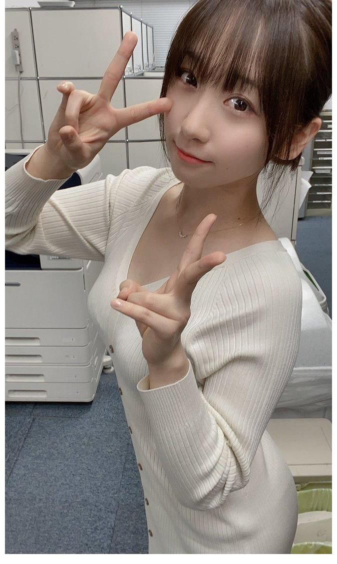 er|人气cosplayer伊织萌更新推特，宣传《秘密话》看点多