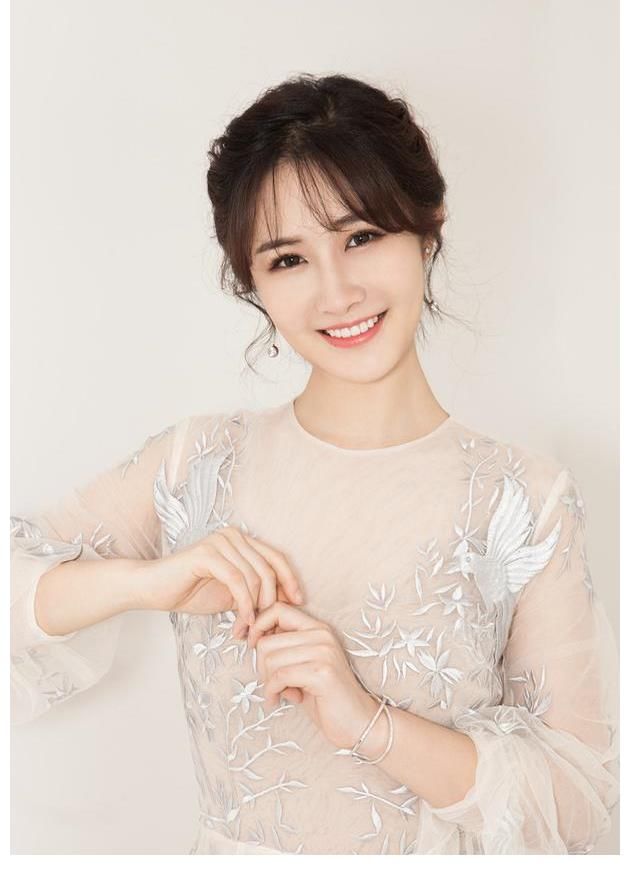 中秋晚会|湖南卫视中秋晚会，汪涵为何不见踪影？主持人李锐与梁田什么来头