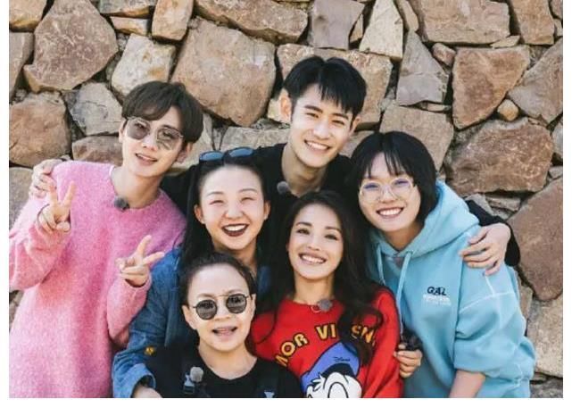 三部王牌綜藝收官,《向往5》評分為第一名,《跑男9》評分墊底!