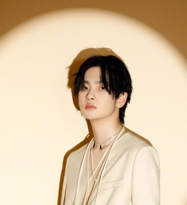 青你 为赢《青你》提前一小时开播,《创造营》不敢和《青你》正面硬刚