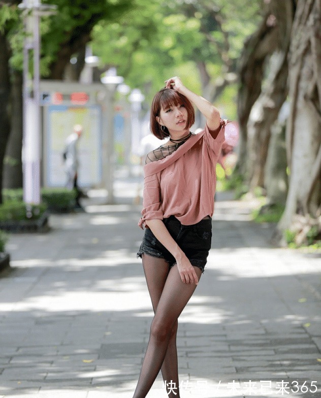 超短裤|嘴上说不会穿，背地里却穿蕾丝搭超短裤，表姐美不美