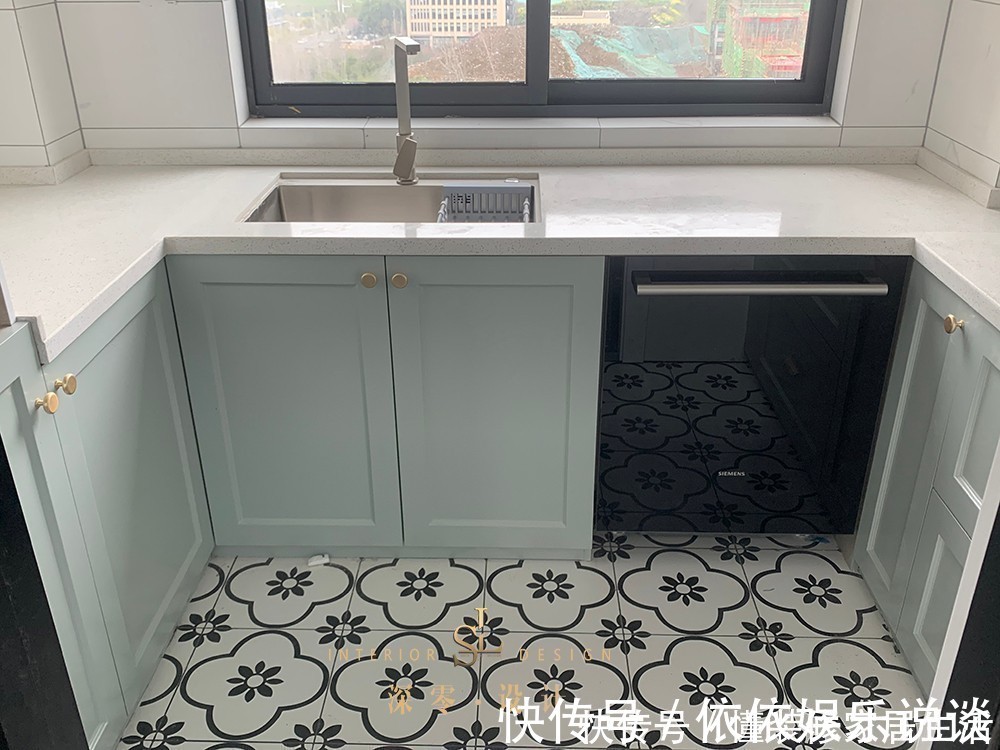 空间|99㎡装修坚持做一体化,该有功能区一个没少,空间反倒更敞亮了