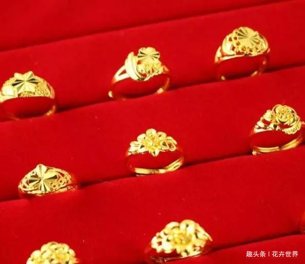 空心 黄金戒指样式多,懂行的人都不会挑选4种款式,你可别被忽悠了