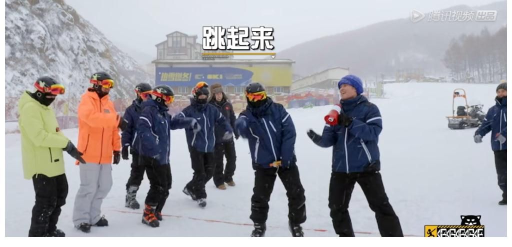 欺负老实人？彭昱畅按规则玩游戏被罚输引争议，导演不作为是主因