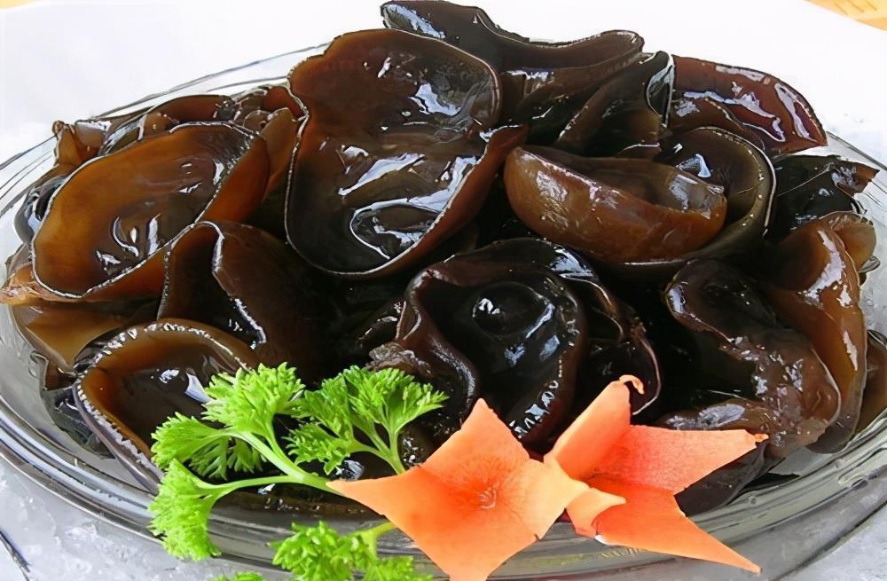 陈医师|适合夏季吃的3种食物,排毒养颜,滋润肌肤,越吃越年轻!