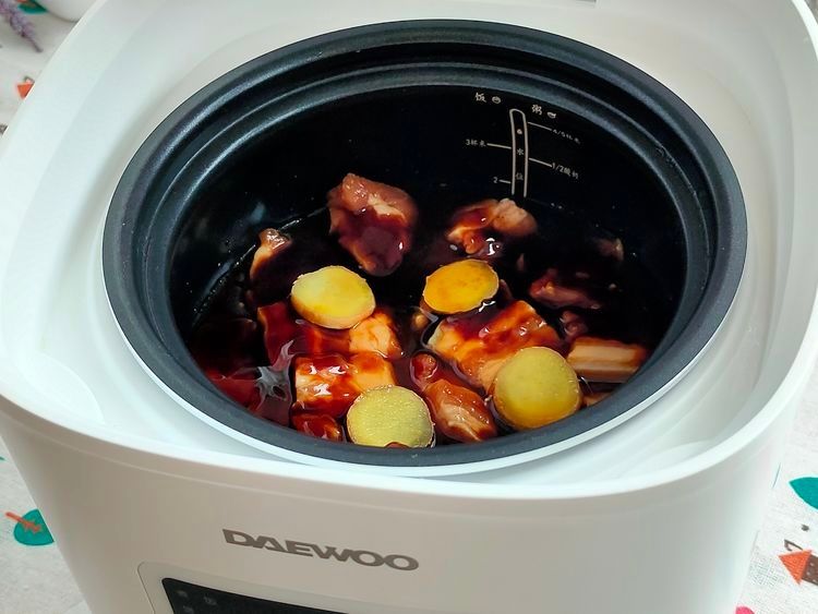 电饭煲版的懒人红烧肉，这样做太简单了，厨房小白也能学会