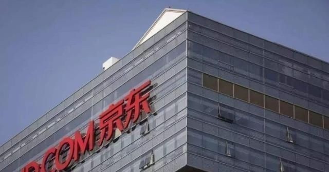 京东|1330亿刘强东从未谢幕，章泽天却遗憾“出局”网友干得漂亮