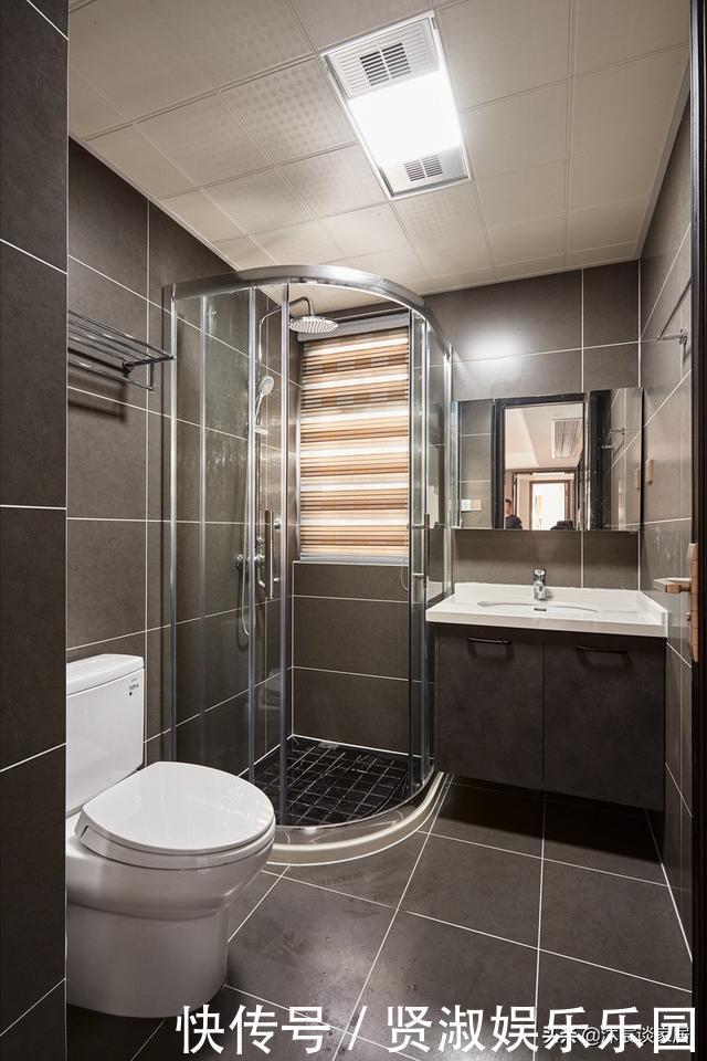 书房|越来越多人喜欢横厅，看完她家，发现不是一般的大气，简约又高级