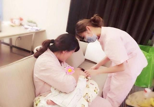 宝宝|发现新生儿小屁屁上有“淤青”，老公想找护士理论，最后暗暗庆幸
