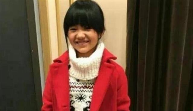 变形记农村小女孩:被富豪认作干女儿和城市哥哥同住,后怎样