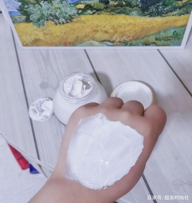 大油皮克星？亚马逊白泥超强吸附清理污垢，黑头痘痘都不怕