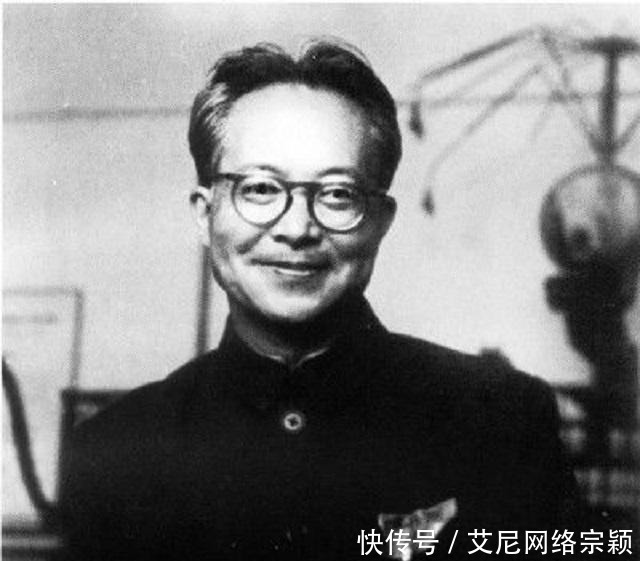 文豪沈从文两次出轨,却因为妻子的这个举动,他付出了惨痛的代价