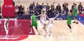 破案|破案了,胡明轩故意垫脚郭艾伦慢镜头还原真相,艾伦反应给答案