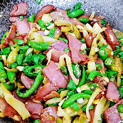 青椒榨菜炒素肉条