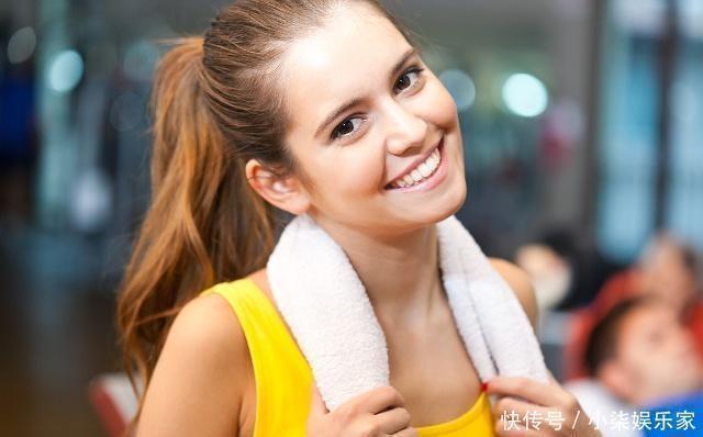 熬夜|加速女人衰老的三个行为,熬夜不算什么,第一个或许你经常在做