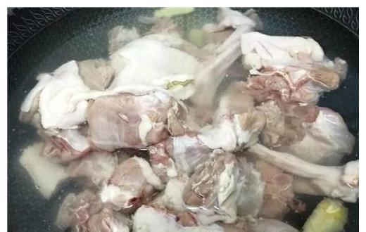 鸭子|秋天此菜要常吃，女人吃补血行水，滋阴养颜，还能去除秋燥！