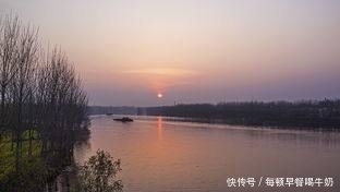 短篇小说《洛浦孤舟泊岸》