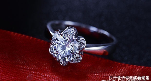 克拉钻戒能定制吗?需要额外支付费用吗?价格高不高?