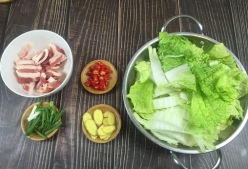 放油|白菜最好吃的做法,不用炒,不放油,比肉还好吃,简单易做!