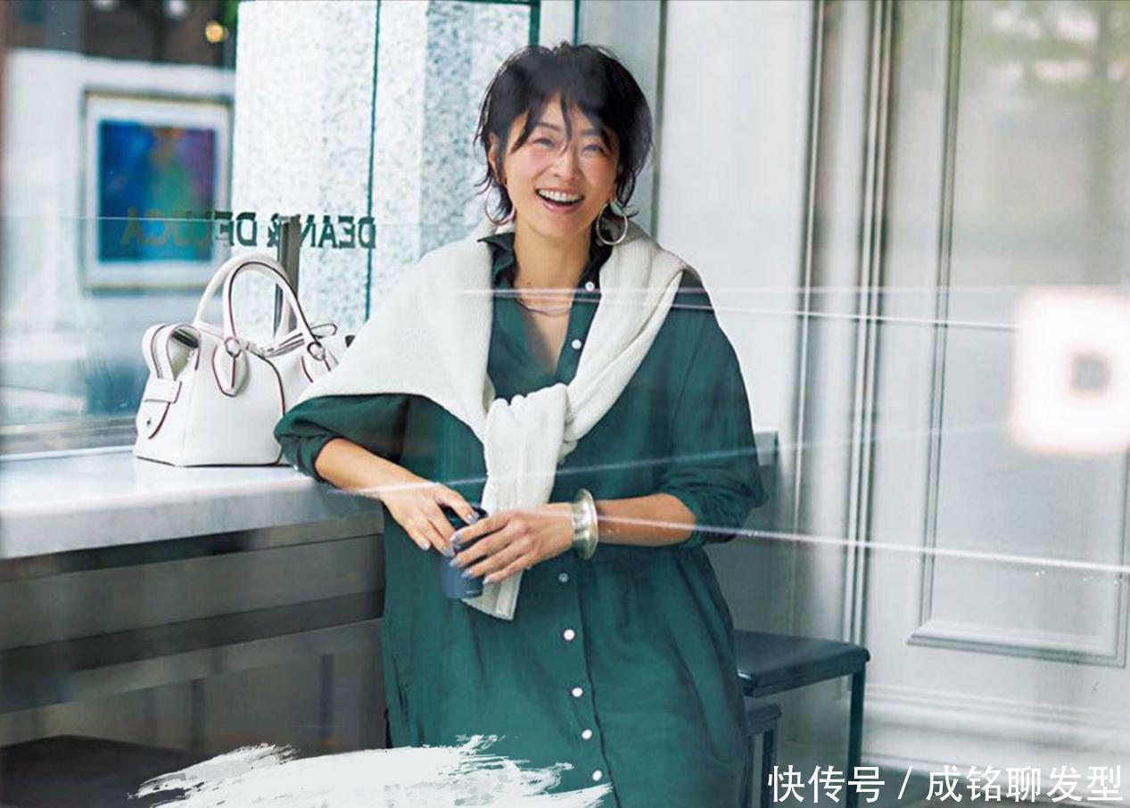 马甲|“基础款”如何穿出大牌感?学一下时尚博主的穿搭,简单时尚高级