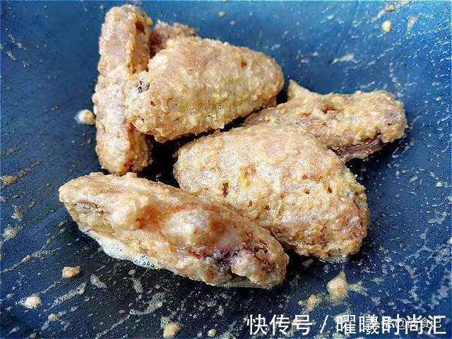 大厨|可乐鸡翅吃腻了?大厨教你这样做,更酥脆更鲜嫩,一顿6个不够吃