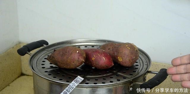红薯上插一根针,很多人都不懂有啥好处,今天才知道,长见识了!