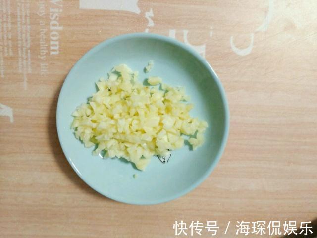 蒜蓉油麦菜|“天然叶酸”被找到,孕妇经常吃,胎儿大脑发育棒,生的宝宝聪明