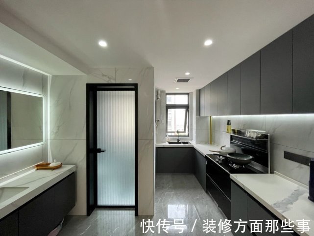 茶几|120平现代无主灯设计,通铺瓷砖+无茶几,客餐厅真的很显