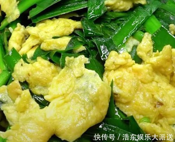 鲜香|“韭菜炒鸡蛋”有诀窍,这样做出来的鸡蛋鲜香,韭菜翠绿,真香