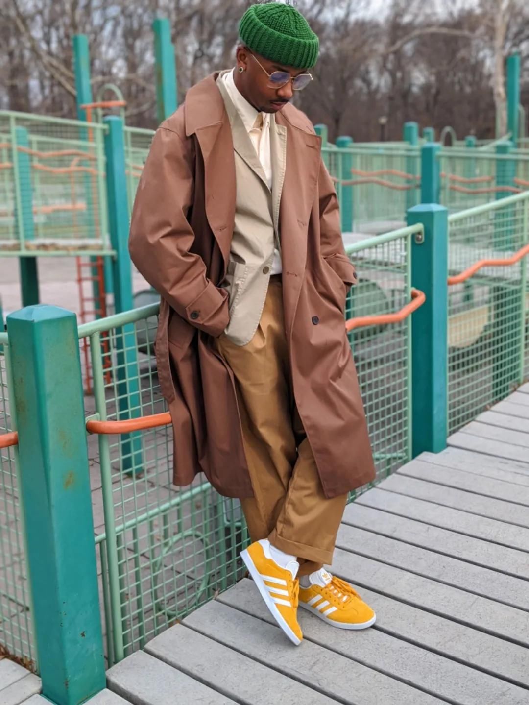 今年过冬，能在大街上独领风骚的是「小黄鞋」