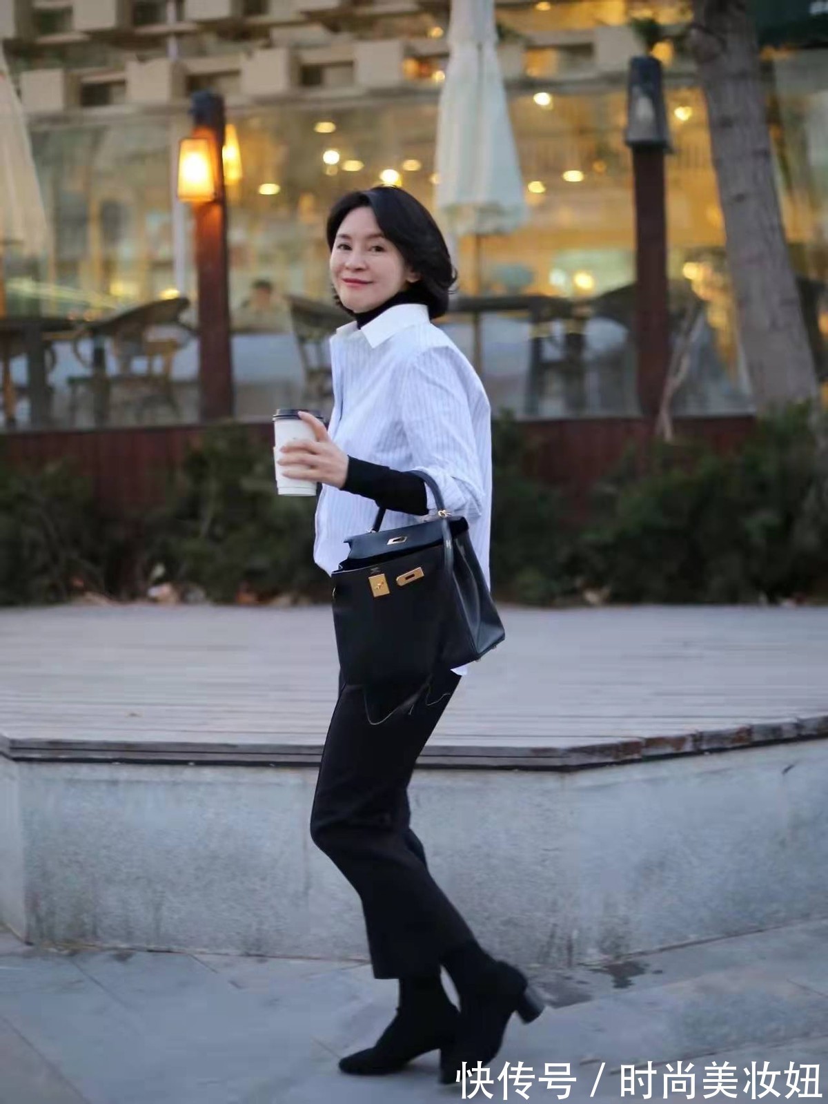 基础款|这才是万能的“打底”,黑色毛衣+黑色西裤搭遍所有,保暖洋气