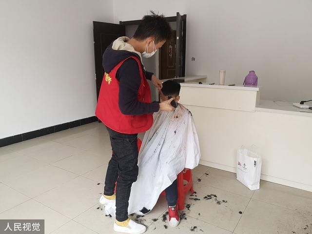 美发店@理发师诗词14首:互助互帮真善美，人间温暖沐春风