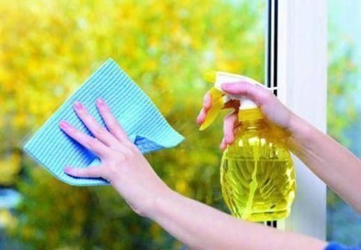 东西|还在用报纸擦玻璃保洁阿姨告诉你“此方法”既干净又省时