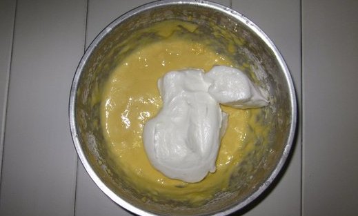 怎么用电饭煲做蛋糕?电饭煲做蛋糕注意事项