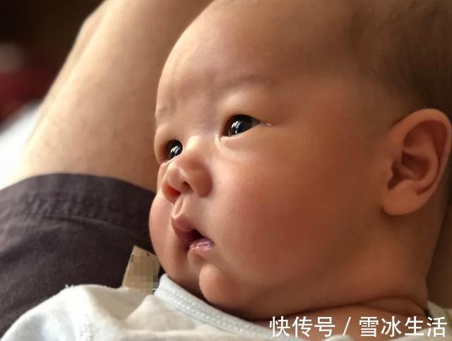 李女士|6个月是宝宝成长分水岭,宝妈要牢记5个关键点,孩子发育快人一步