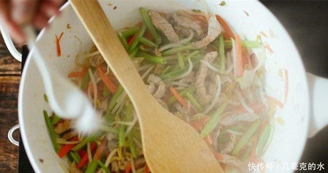 每逢佳节都要吃这道菜,在元宵节给你的家人一只手是个好主意